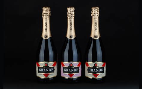Vino Grande – sparkling wine on Behance