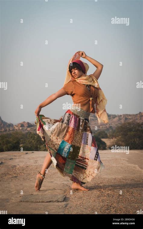 Barefoot Gypsy Woman Hi Res Stock Photography And Images Alamy