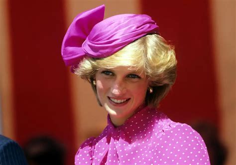 Los Looks M S Ic Nicos De Lady Di En El Aniversario De Su Muerte