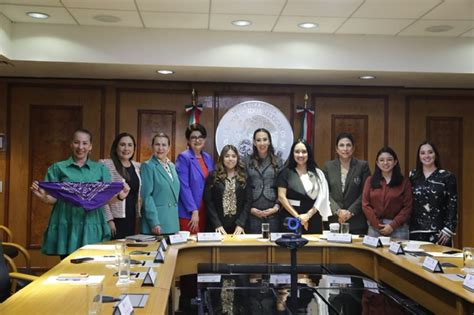 Última Hora Histórico Mujeres Lideran Mesa Directiva De Cámara De