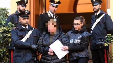 Gestiva Gli Affari Della Famiglia Di Riesi Arrestata Dai Carabinieri