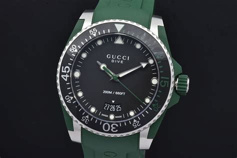 Gucci Ya136310 Dive Quartz Diver 1363 Stainless Steel Mens Watch Ebay