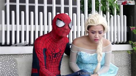 Spiderman★frozen Elsa And Spiderman Vs Bees★funny Superhero In Real Life♥