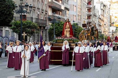 Suspendidas Las Procesiones El Obispo Invita A Orar Contemplando Los