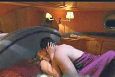 Serenay Sar Kaya Pornosu Film Izle Sex Filmi Erotik P Me Sahnesi