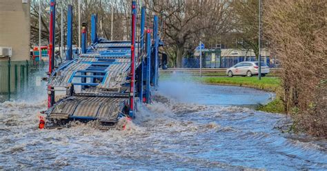 Live Weather Updates As Derbyshire Roads Remain Closed Due To Flooding Derbyshire Live