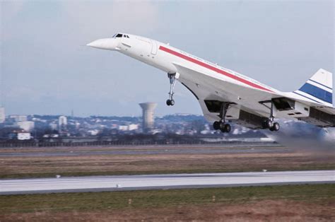 Aerospace Bristol to Restore Concorde Airplane's 'Droop Nose' for 50th ...