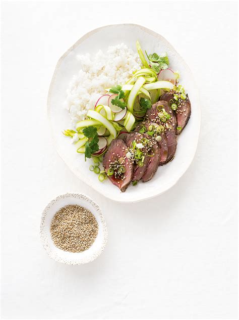 Beef Tataki, Asparagus & Radish Salad | MiNDFOOD