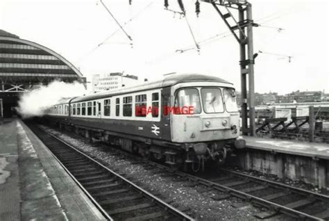 PHOTO CLASS 124 4 Car Dmu Departing Manchester Piccadilly Which