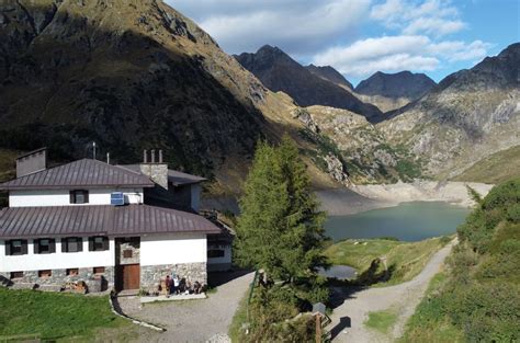 5 Rifugi Aperti A Ottobre In Lombardia Montagna TV