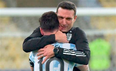 Lionel Scaloni Cont Los Detalles Del Recordado Abrazo Con Messi En La