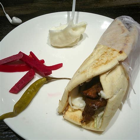 Fooodbug — Falafel Shawarma At Tnt Taste ‘n Trip Malad W