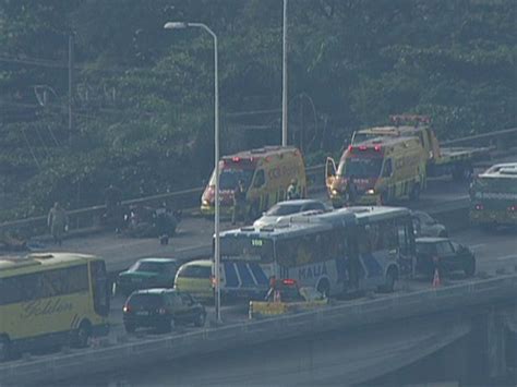 G1 Acidentes Complicam Trânsito Na Ponte Rio Niterói Notícias Em