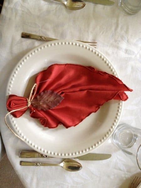 Ten Thanksgiving Napkin Folding Ideas Home Trends Magazine