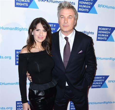 Alec Baldwin E Esposa Teriam Ido Jogar P Quer Horas Depois Dele Ser