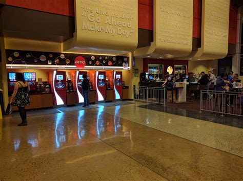 Movie Theater «AMC Hawthorn 12», reviews and photos, 675 Hawthorn Center, Vernon Hills, IL 60061 ...