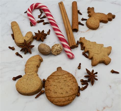 Les meilleurs biscuits de Noël Recette facile et rapide pour 30 biscuits