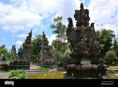 Kebun Raya Bali Hi Res Stock Photography And Images Alamy