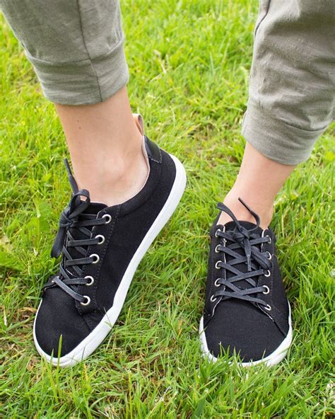 Why I Wear Minimal Barefoot Shoes • Organically Becca