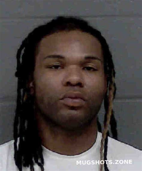 HARRIS ERIC LAMONT 12 12 2021 Mecklenburg County Mugshots Zone