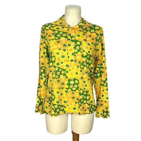 1970s Lilly Pulitzer Top The Lilly Yellow And Green Floral Collared Top