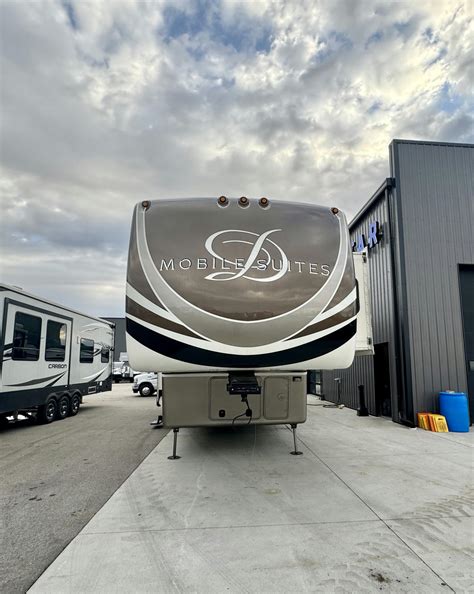 Drv Suites Mobile Suites Kssb Used Luxury Th Wheel For Sale