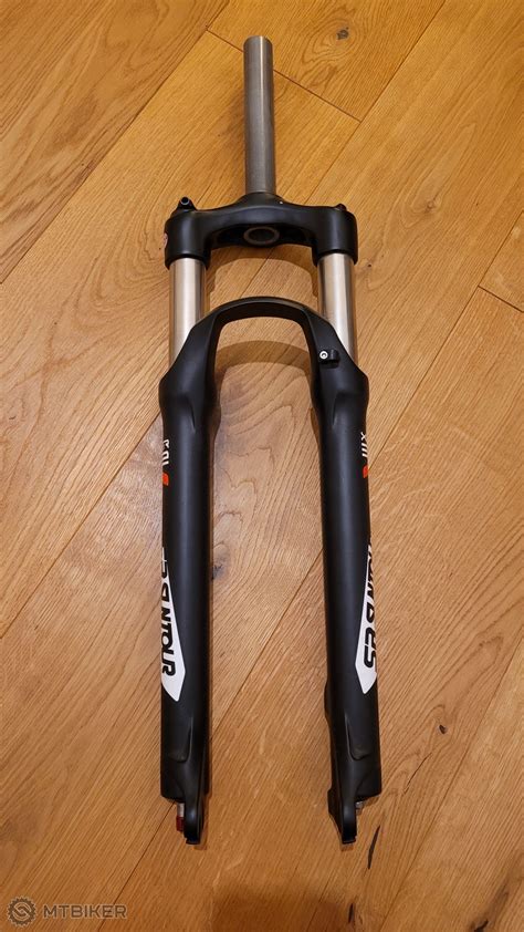 SR Suntour Xcr 32 Rl R 100mm 29 Odpružené vidlice na 29 bicykle