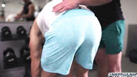 Horny Guys Cruising After Gym Xnxx