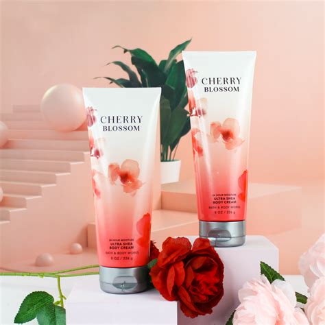 Kem D Ng Th Bbw Body Cream Cherry Blossom G Dn Cosmetics M