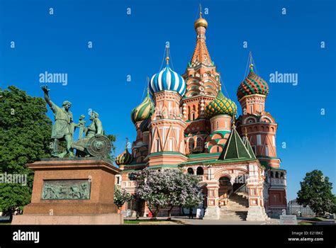 Kremlin Catedral De San Basilio Fotograf As E Im Genes De Alta