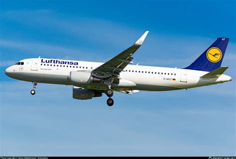 D AIUT Lufthansa Airbus A320 214 WL Photo By Niclas Rebbelmund