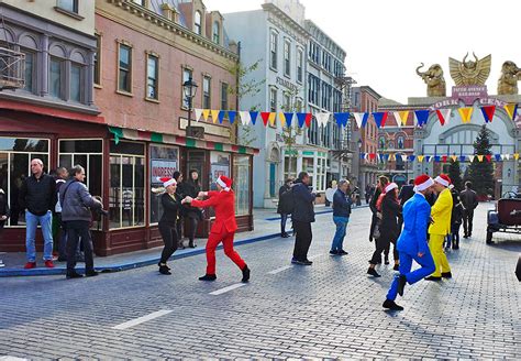 Cinecittà World Un Atmosfera Magica per il Natale delle Meraviglie