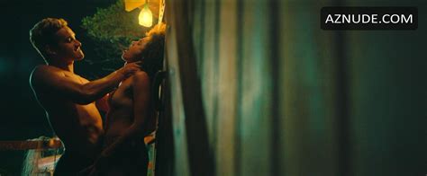 JULIANA GERAIS Nude AZNude