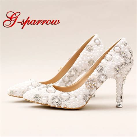 Gorgeous Design White Pearl Wedding Shoes Pointed Toe Bridal Dress