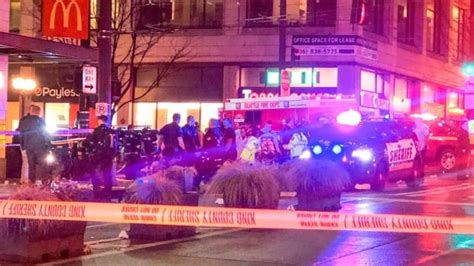 Shooting in downtown Seattle leaves 1 dead, 7 wounded | CBC News