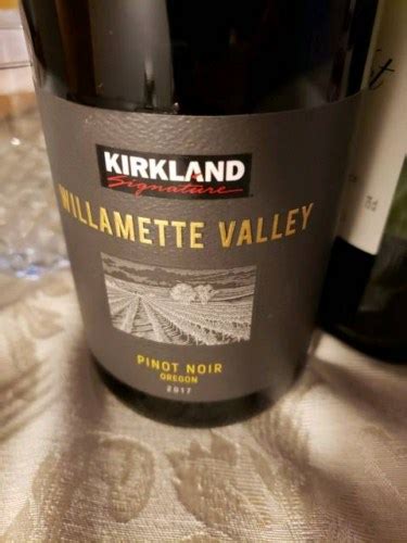 2017 Kirkland Signature Signature Series Willamette Valley Pinot Noir