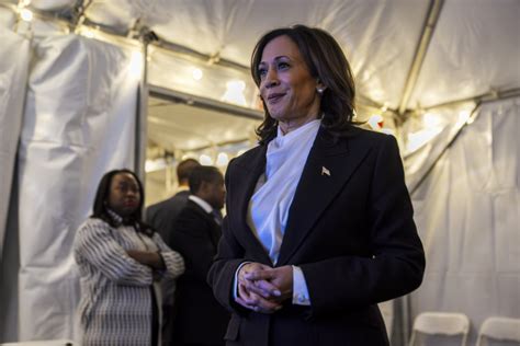 Watch Live Kamala Harris Hosts Campaign Rally In Raleigh North