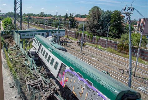 Carnate Treno Fantasma Deraglia Vicino Stazione Viaggiava Senza