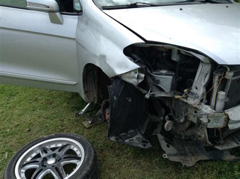 Окраска повреждённых элементов. — Honda FR-V, 2,2 л, 2006 года | своими ...