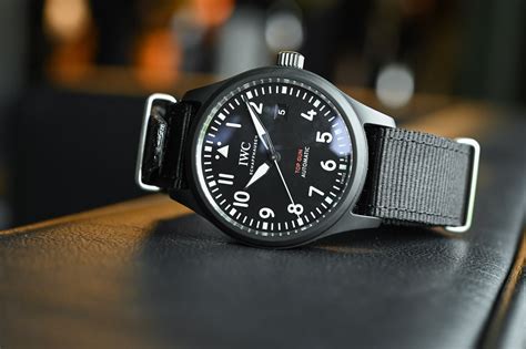 Sihh Iwc Pilots Watch Automatic Top Gun Iw Specs Price