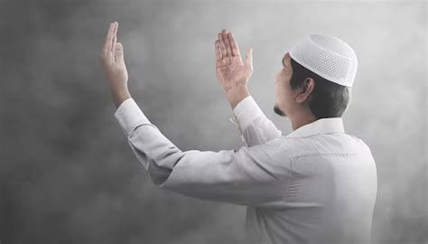 Hukum Mengusap Wajah Setelah Berdoa Apakah Bidah Islampos