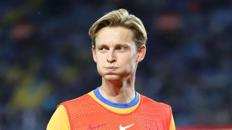 Transfer Gossip Man Utd Sent Teasing Frenkie De Jong Message As Swap