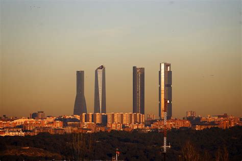 La Reactivaci N Del Mercado De Oficinas Resucita Las Cuatro Torres