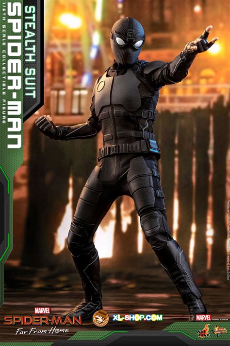 Hot Toys MMS Spider Man Far From Home Th Scale Spider Man Stealth Suit