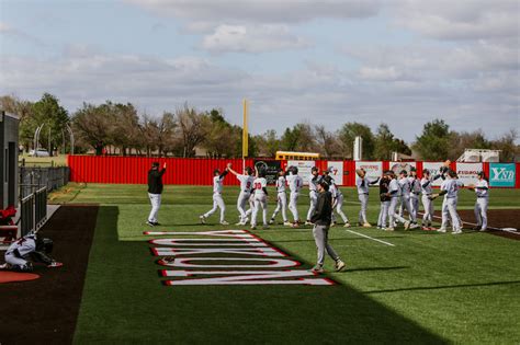 Lkw Photography Varsity Vs Pc West Military And First Responder