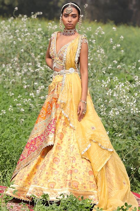 Yellow Embroidered Lehenga Set Design By Aditi Gupta At Pernias Pop Up