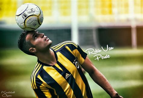 Masa St Spor Dallar Robin Van Persie Fenerbah E Amerikan Futbolu