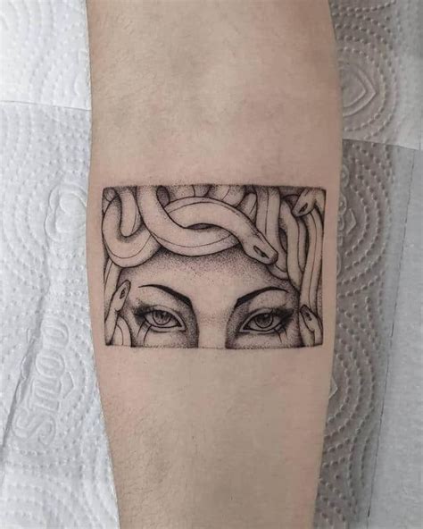 Top 80 Medusa Tattoo Minimalist Best In Cdgdbentre