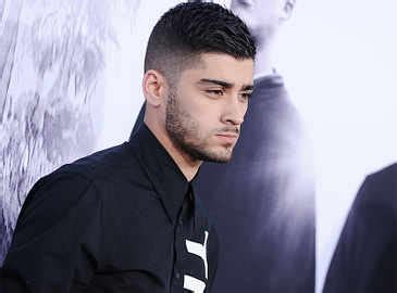 Zayn Malik Announces First Solo Track Pillowtalk