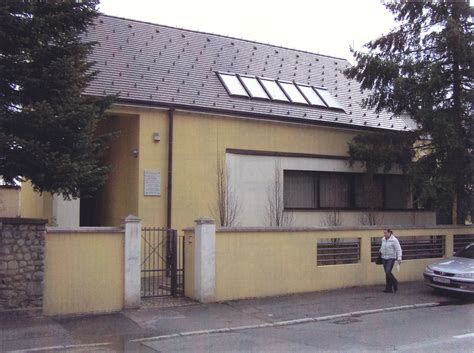 Obiteljska kuća